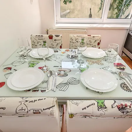 Cu Gradina La Casa Alemar Braşov